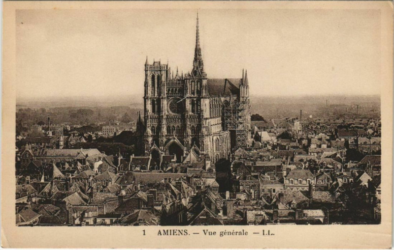 Carte postale ancienne Amiens vue générale à Amiens