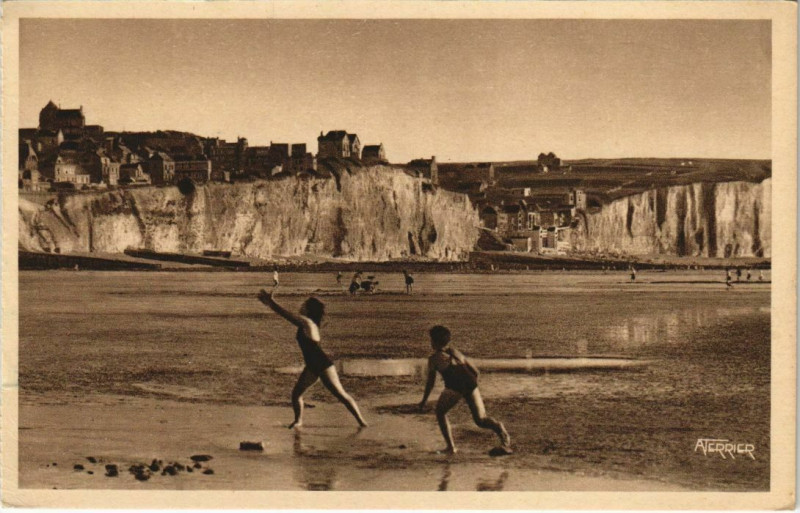 Carte postale ancienne Onival-sur-Mer Les Falaises