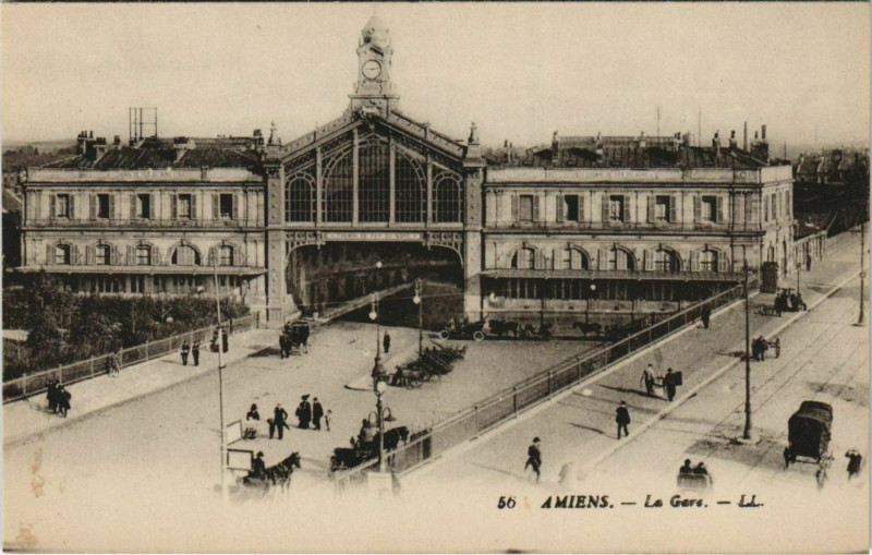 Carte postale ancienne Amiens La Gare à Amiens