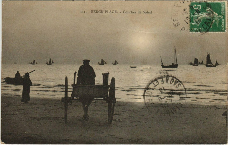 Carte postale ancienne Berck-Plage Coucher de Soleil à Berck