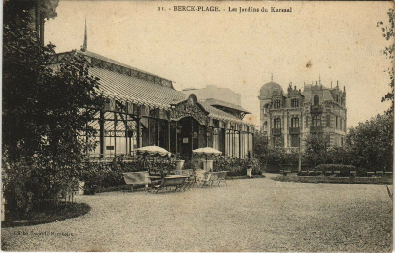 Carte postale ancienne Berck-Plage Jardins du Kursaal à Berck