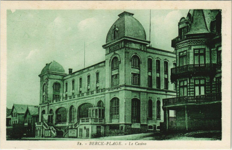 Carte postale ancienne Berck-Plage Le Casino à Berck