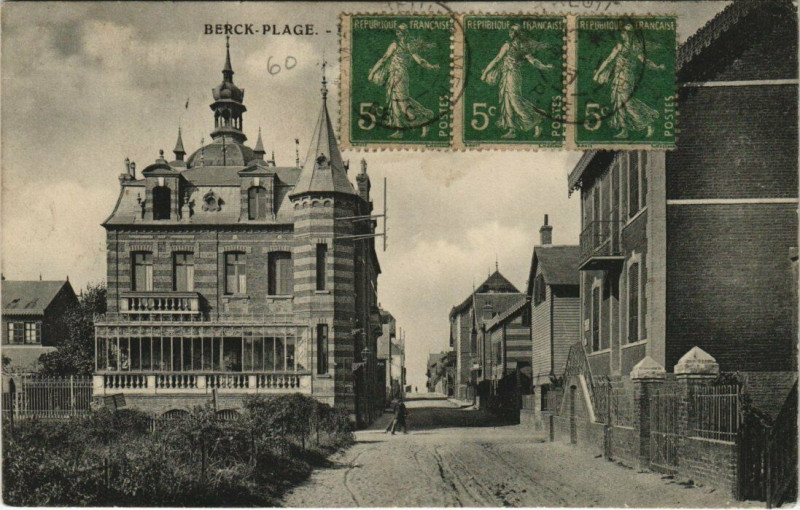 Carte postale ancienne Berck-Plage Rue à Berck