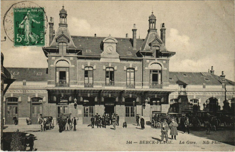 Carte postale ancienne Berck-Plage La Gare à Berck