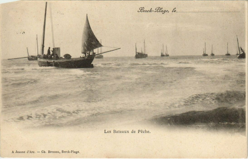 Carte postale ancienne Berck-Plage Les Bateaux de peche à Berck