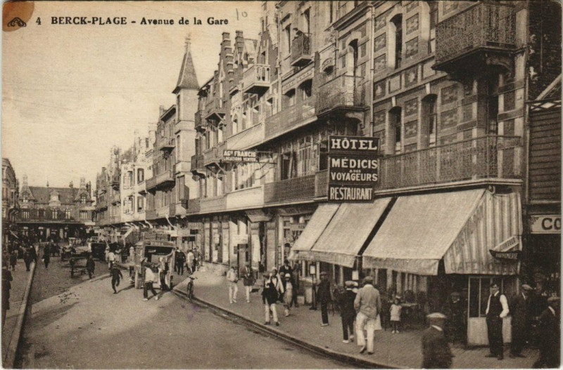 Carte postale ancienne Berck-Plage Avenue de la Gare à Berck