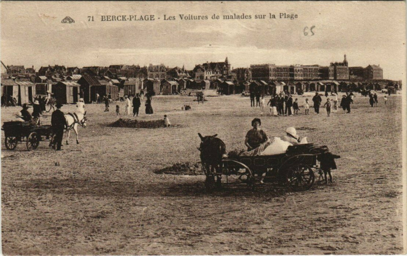 Carte postale ancienne Berck-Plage Voiture de malade sur la plage à Berck