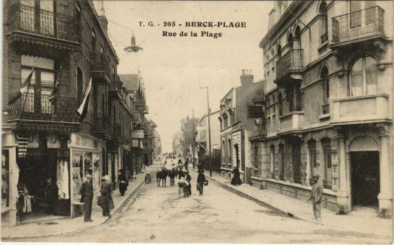 Carte postale ancienne Berck-Plage Rue de la Plage à Berck