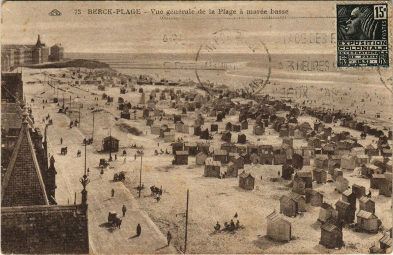 Carte postale ancienne Berck-Plage Vue générale de la plage à Berck