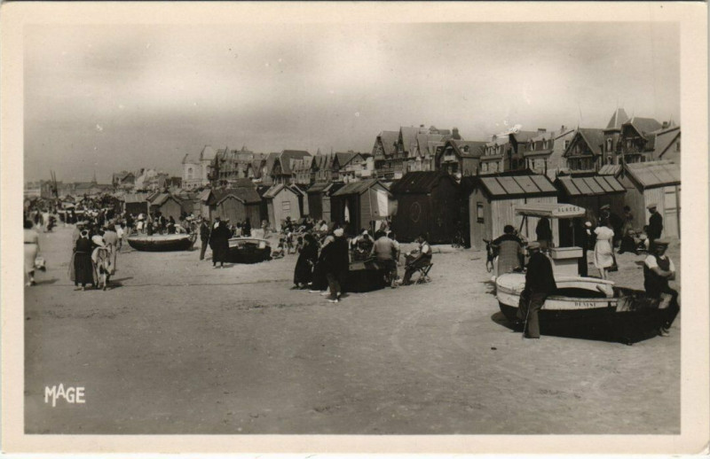 Carte postale ancienne Berck-Plage Scene de pLage à Berck