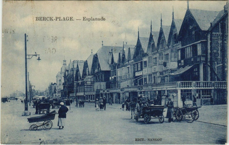 Carte postale ancienne Berck-Plage Esplanade à Berck