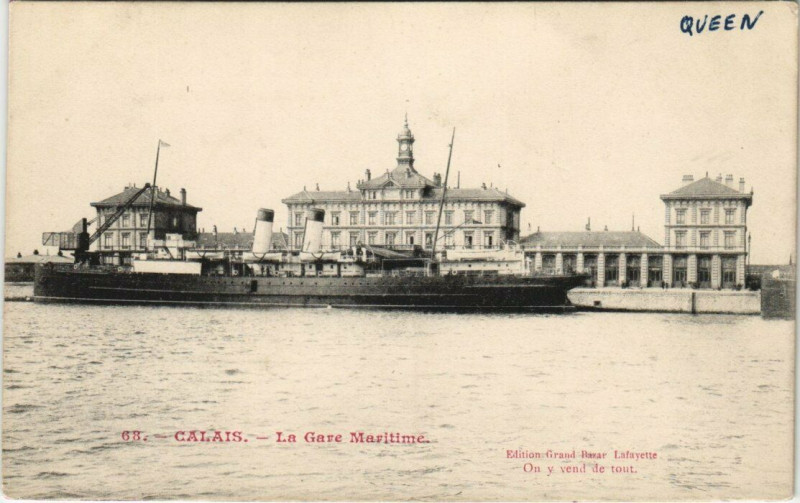 Carte postale ancienne Calais - La Gare Maritime à Calais