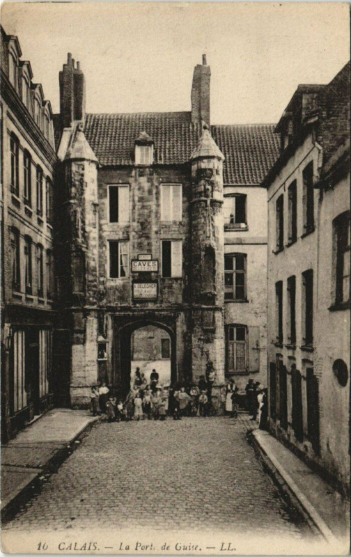 Carte postale ancienne Calais - La Port du Guise à Calais