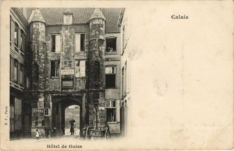 Carte postale ancienne Calais - Hotel de Guise à Calais