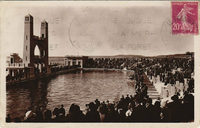 Carte postale ancienne Le Touquet-Paris-Plage - La plus Belle Piscine d'Europe au Touquet-Paris-Plage