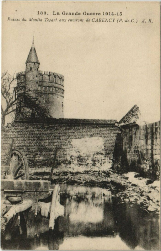 Carte postale ancienne Ruines du Moulin Topart aux environs de Carency à Carency