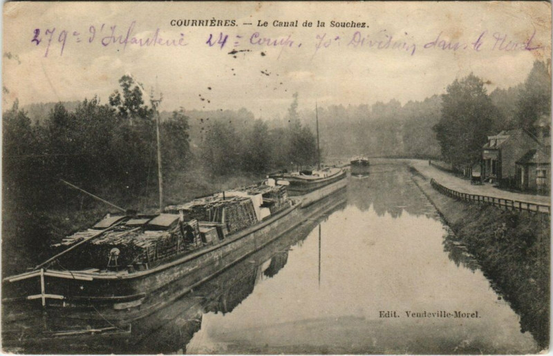 Carte postale ancienne Courrieres - Le Canal de la Souchez à Courrières