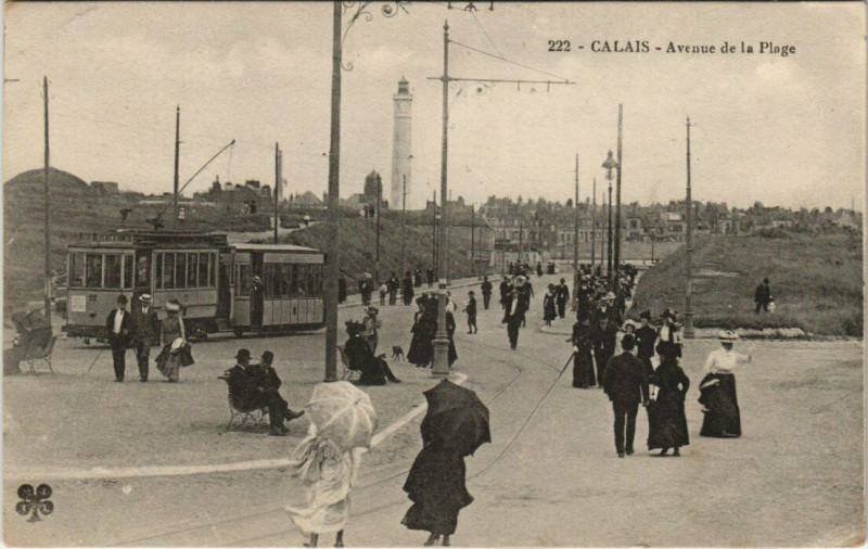 Carte postale ancienne Calais - Avenue de la Plage à Calais