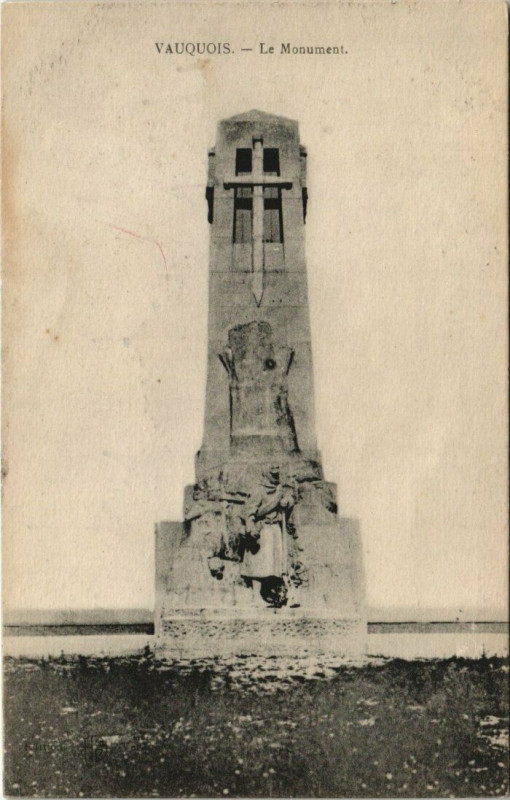 Carte postale ancienne Vauquois-Le Monument