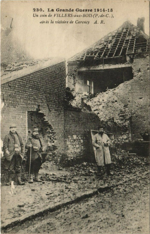 Carte postale ancienne Un coin de Villiers aux Bois apres la victoire de Carency à Carency