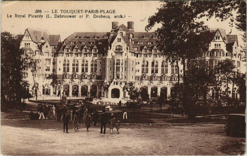 Carte postale ancienne Le Touquet-Paris-Plage - Le Royal Picardy au Touquet-Paris-Plage
