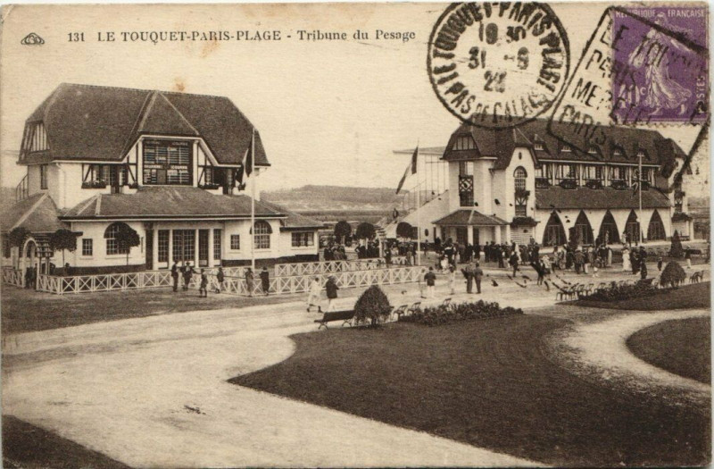 Carte postale ancienne Le Touquet-Paris-Plage - Tribune du Pesage au Touquet-Paris-Plage