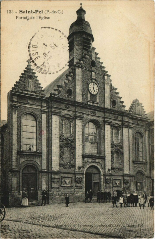 Carte postale ancienne Saint-Pol-Portail de l'Eglise