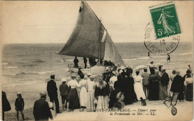 Carte postale ancienne Le Touquet-Paris-Plage - Départ por la Promenade en Mer au Touquet-Paris-Plage
