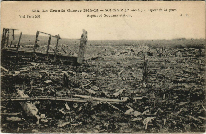 Carte postale ancienne Souchez - Aspect de la gare à Souchez