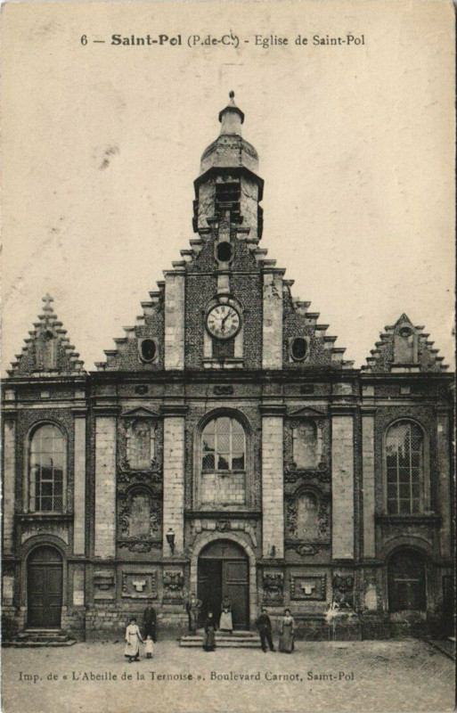 Carte postale ancienne Saint-Pol-Eglise de Saint-Pol