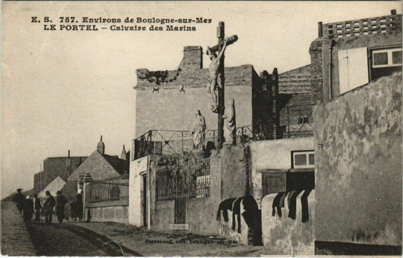 Carte postale ancienne Environs de Boulogne-sur-Mer - Le Portel - Calvaire des Marins à Boulogne-sur-Mer