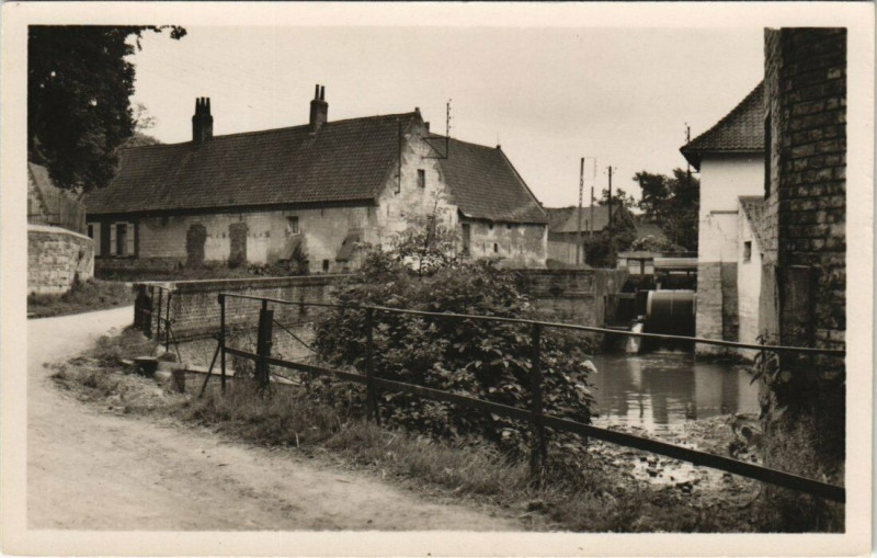 Carte postale ancienne Ranchicourt-Le Moulin
