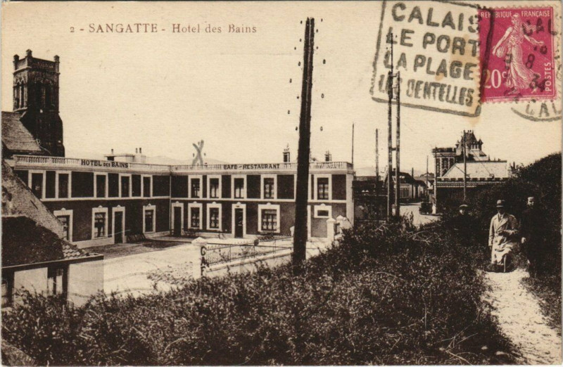 Carte postale ancienne Sangatte-Hotel des Bains à Sangatte