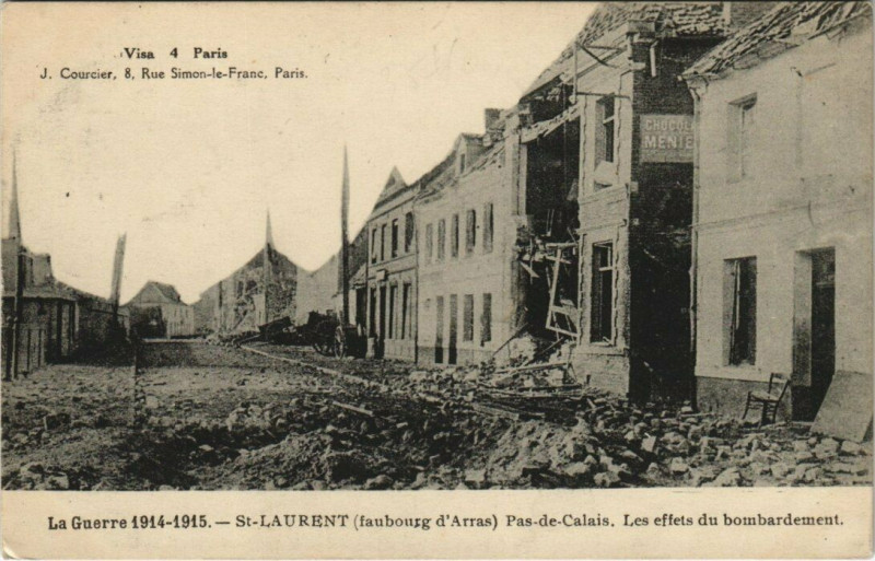 Carte postale ancienne Saint-Laurent - Pas-de-Calais - Les effets du bombardement à Calais