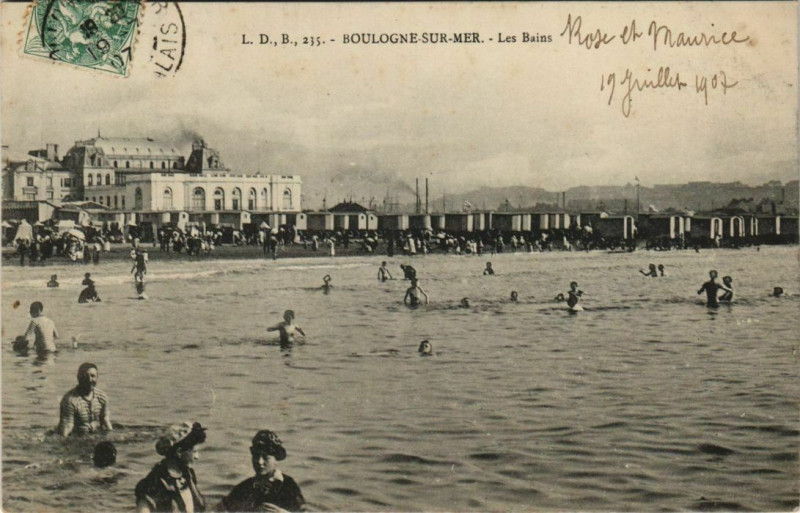 Carte postale ancienne Boulogne-sur-Mer Les Bains à Boulogne-sur-Mer