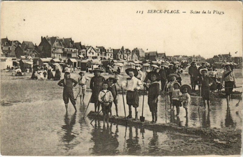 Carte postale ancienne Berck-Plage - Scene de la Plage à Berck