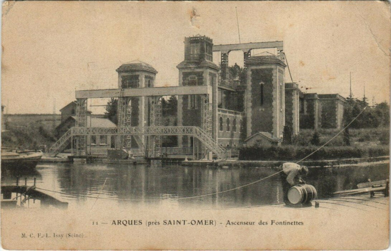 Carte postale ancienne Arques - Ascenseur des Fontinettes à Arques