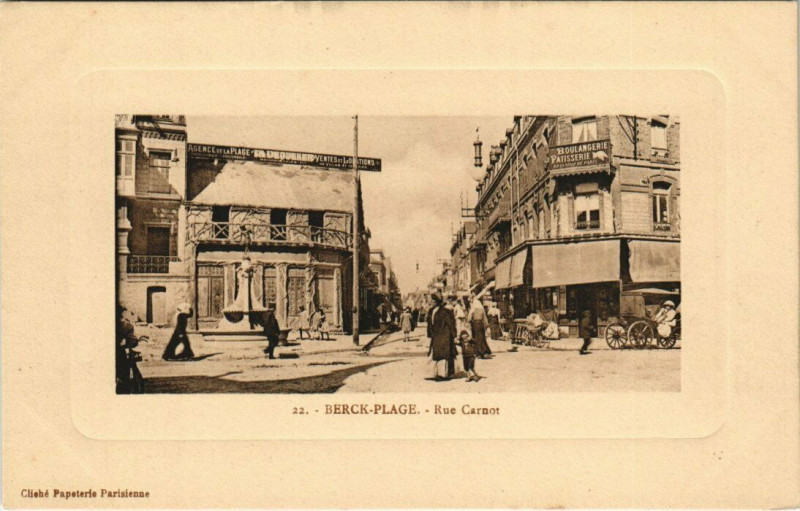 Carte postale ancienne Berck-Plage - Rue Carnot à Berck