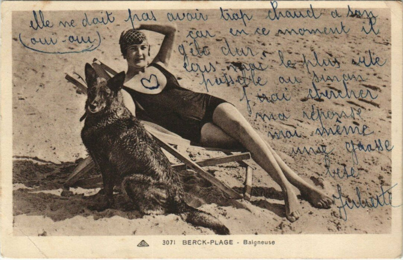 Carte postale ancienne Berck-Plage - Baigneuse à Berck