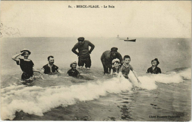 Carte postale ancienne Berck-Plage - Le Bain à Berck