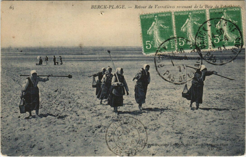 Carte postale ancienne Berck-Plage - Retour de Verrotieres revenant de la Baie à Berck