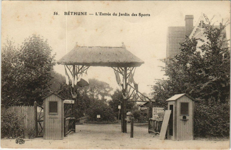 Carte postale ancienne Bethune - L'Entrée du Jardin des Sports à Béthune