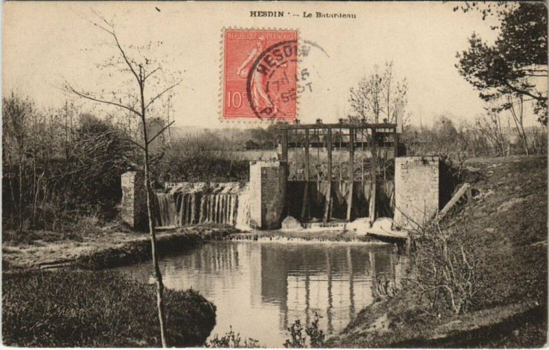 Carte postale ancienne Hesdin - La Batardeau à Hesdin