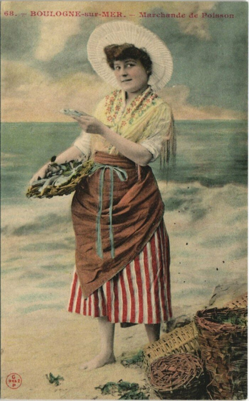 Carte postale ancienne Boulogne-sur-Mer - Marchande de Poisson à Boulogne-sur-Mer