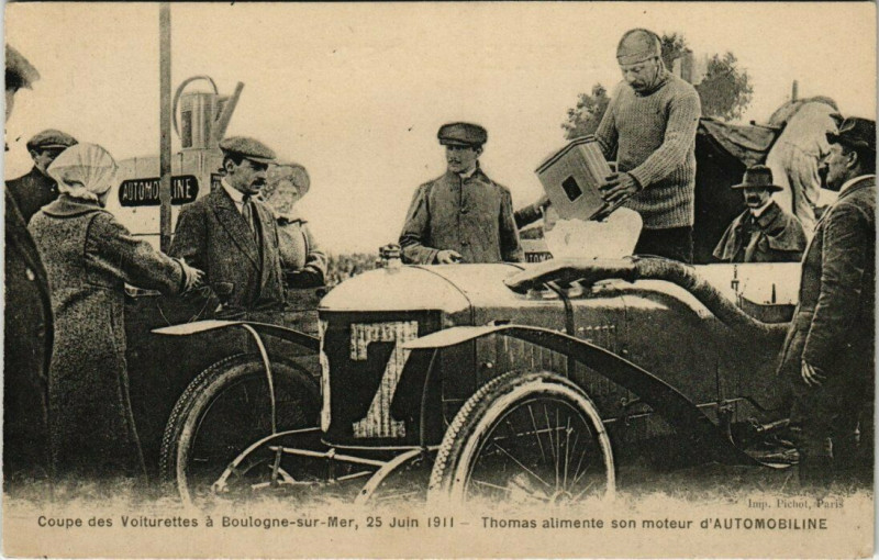 Carte postale ancienne Boulogne-sur-Mer - coupe des Voiturettes alimenter le moteur à Boulogne-sur-Mer