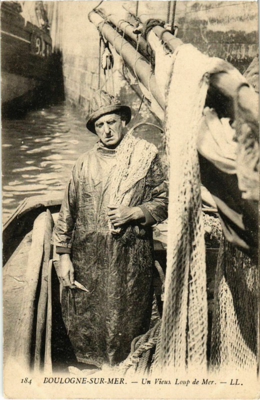 Carte postale ancienne Boulogne sur Mer- Un Vieux Loup de Mer France à Boulogne-sur-Mer