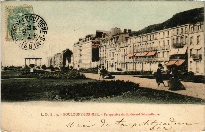 Carte postale ancienne Boulogne sur Mer- Perspective du Boulevard Sainte Beuve France à Boulogne-sur-Mer