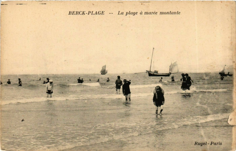 Carte postale ancienne Berck Plage- La plage a maree montaine France à Berck