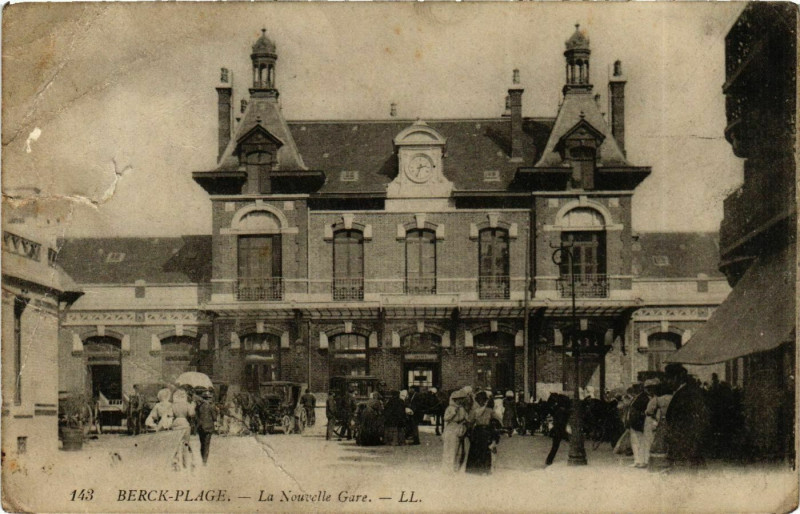 Carte postale ancienne Berck Plage- La Nouvelle Gare France à Berck
