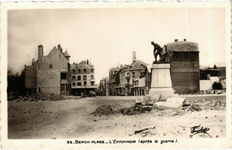 Carte postale ancienne Berck Plage- Entonnoir France à Berck